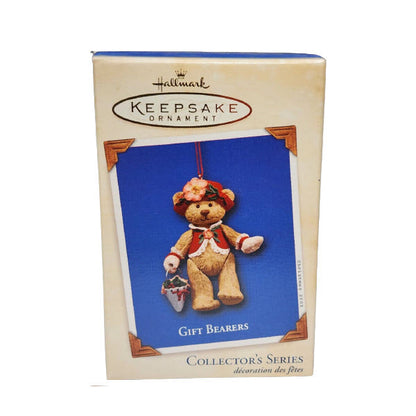 2003 Gift Bearers Hallmark Ornament (Gift Bearers) QX8239