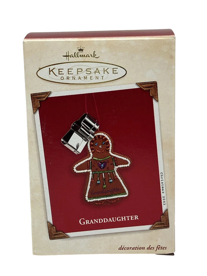 2003 GrandDaughter Hallmark Ornament (GrandDaughter) QXG8907 Image2