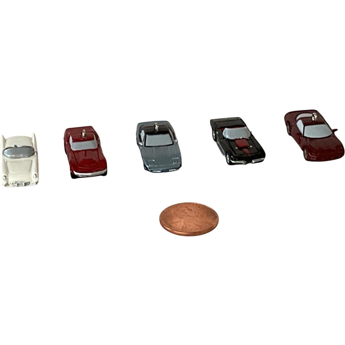 2003 Join the Caravan! Hallmark Ornament (Corvette's 50th Anniversary) QXM4977