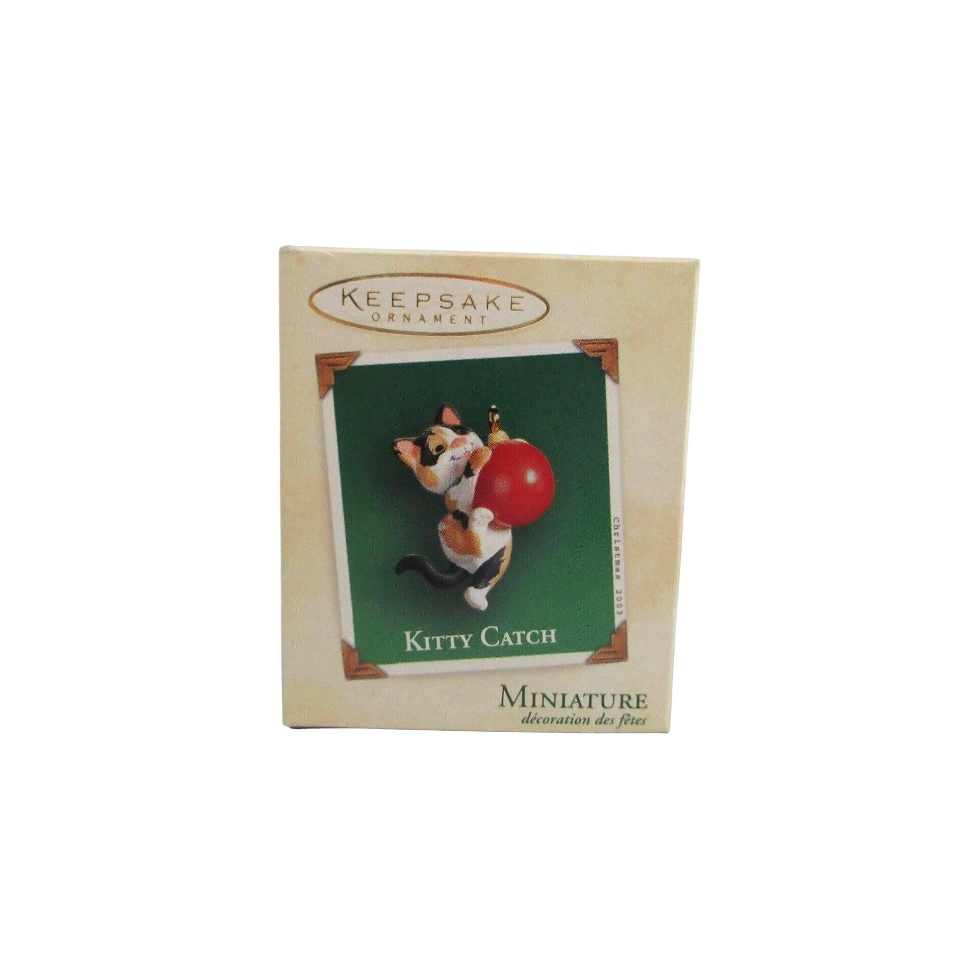 2003 Kitty Catch Hallmark Ornament (Kitty) QXM4997 Image2
