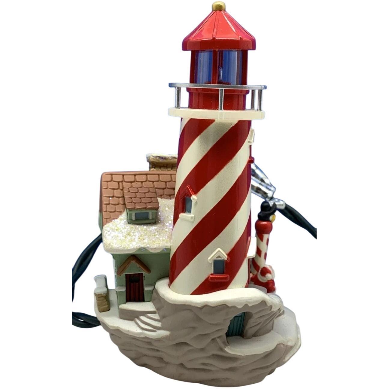 2003 Lighthouse Greetings Hallmark Ornament (Lighthouse Greetings) QX7409