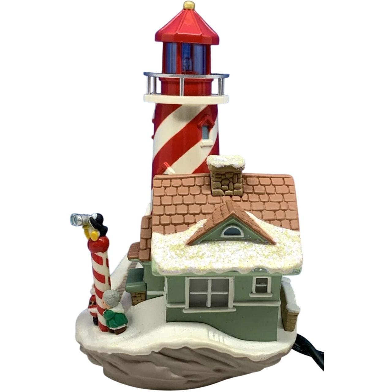 2003 Lighthouse Greetings Hallmark Ornament (Lighthouse Greetings) QX7409