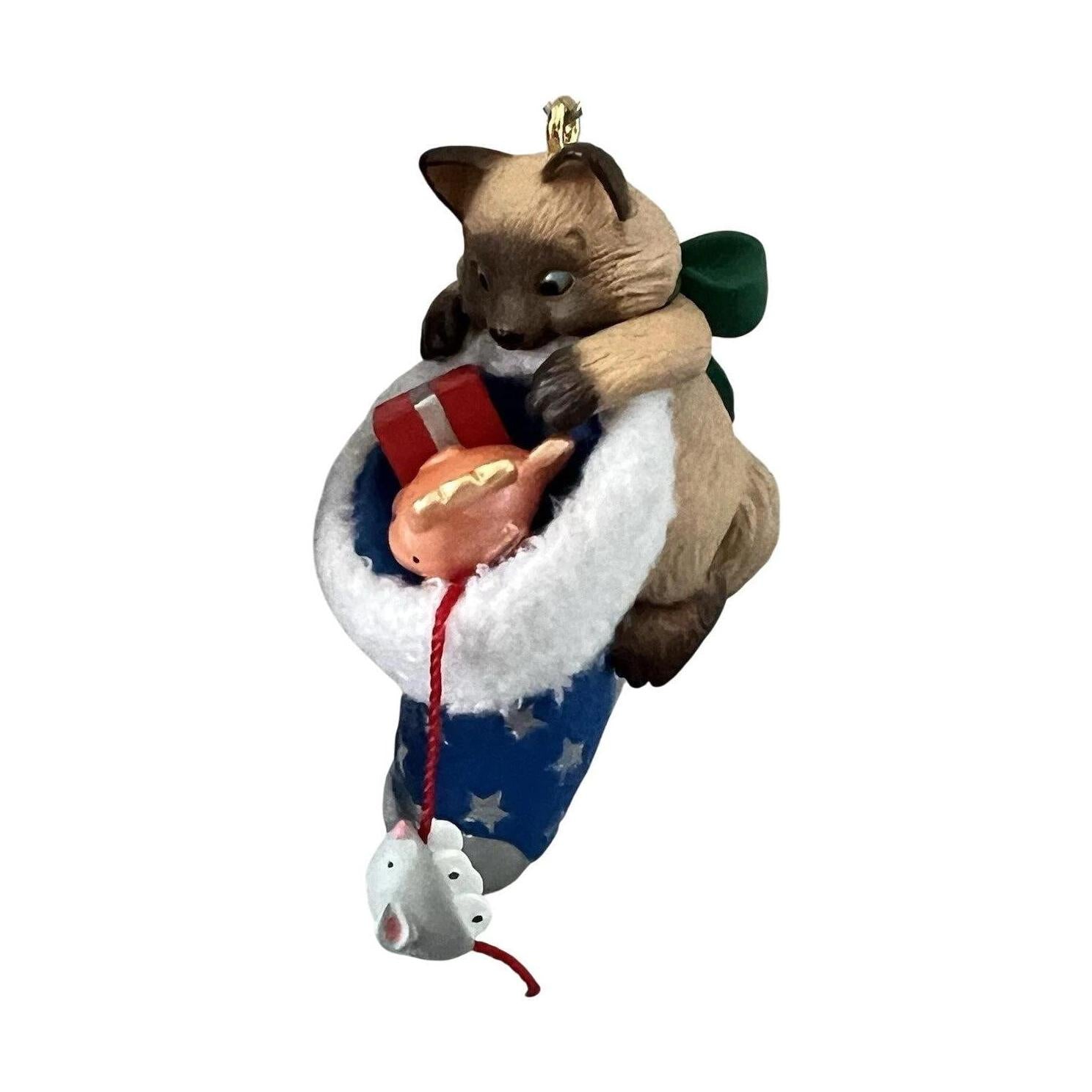 2003 Mischievous Kittens Hallmark Ornament (Mischievous Kittens) QX8109 Image1