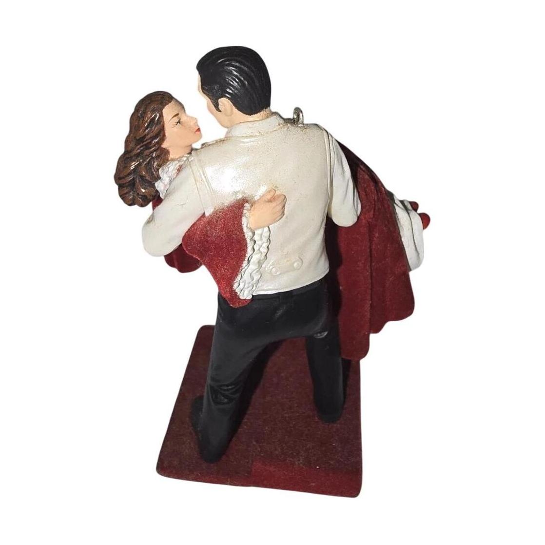 2003 Scarlett O'Hara and Rhett Butler Hallmark Ornament (Gone with the Wind) QXI4287 Image4
