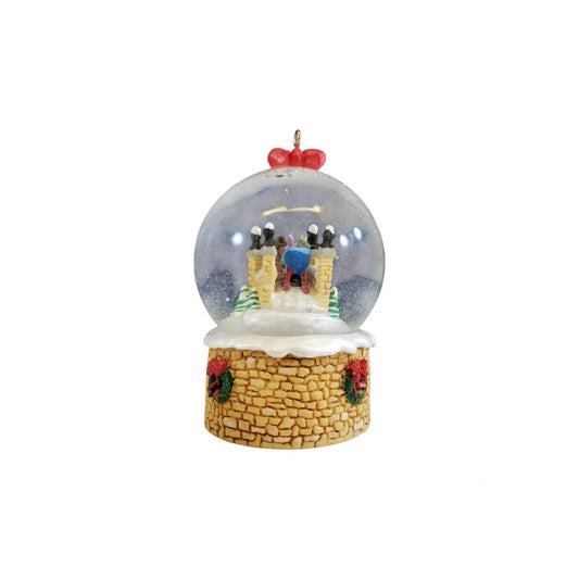 2003 Sleigh Ride Hallmark Ornament (Winter Wonderland) QX8207 Image1