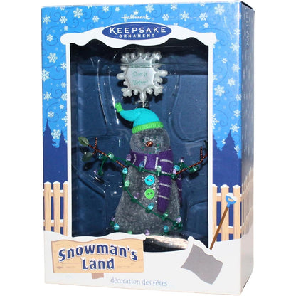 2003 Snowbody Does It Better! Hallmark Ornament (Snowman's Land) QP1119
