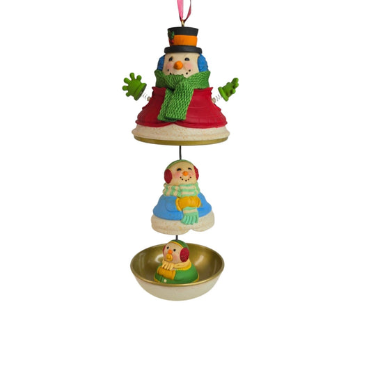 2003 Snowman Surprise Hallmark Ornament (Snowman) QXG8807 Image1