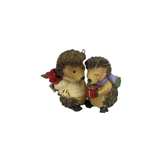 2003 Stuck On You Hallmark Ornament (Hedgehogs) QXG8867 Image1