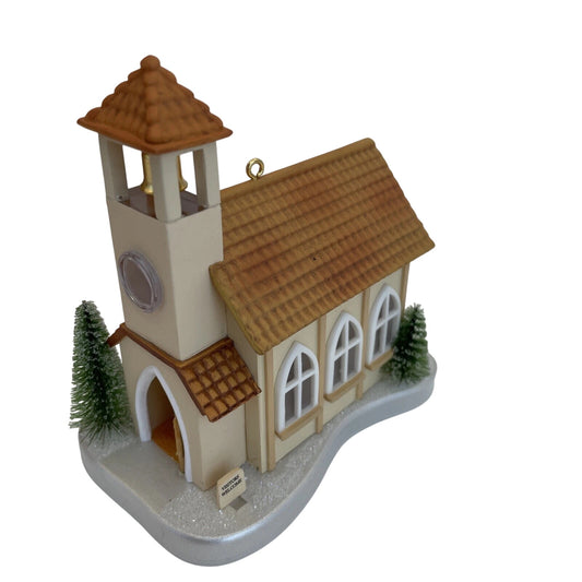 2003 The Church Choir Hallmark Ornament (Church) QXG2429