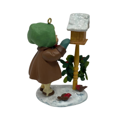 2003 What Child Is This Hallmark Ornament (Mailbox) QXG8989