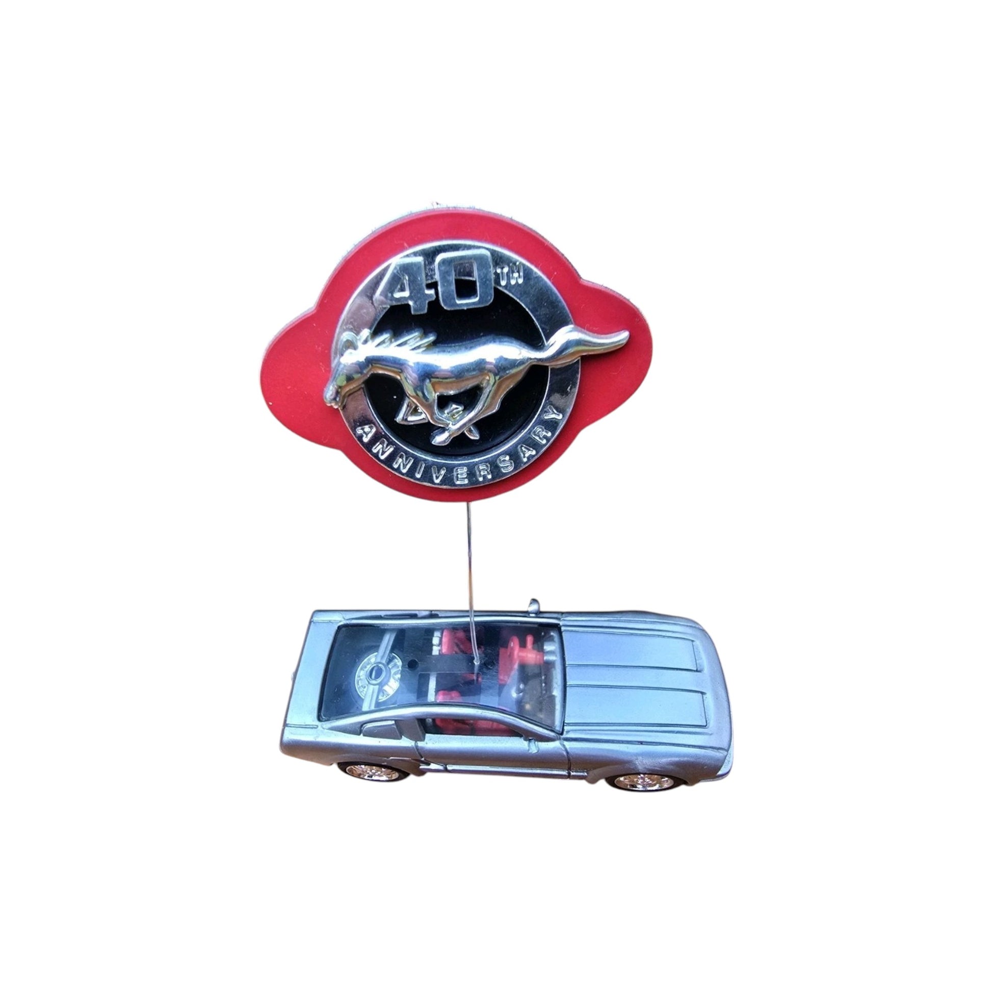 2004 40th Anniversary Mustang GT (Ford) Carlton Cards Heirloom Ornament CXOR-109L Image1