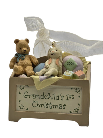 2004 GrandChild's First Christmas Hallmark Ornament (Teddy Bear) QXG5741