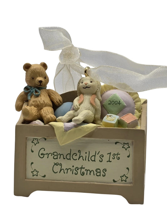 2004 GrandChild's First Christmas Hallmark Ornament (Teddy Bear) QXG5741