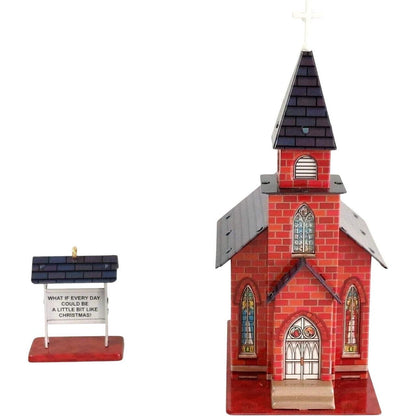 2004 Hometown Church Hallmark Ornament (Town and Country) QX8201