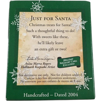 2004 Just For Santa Hallmark Ornament (Eat & Drink) WD3036