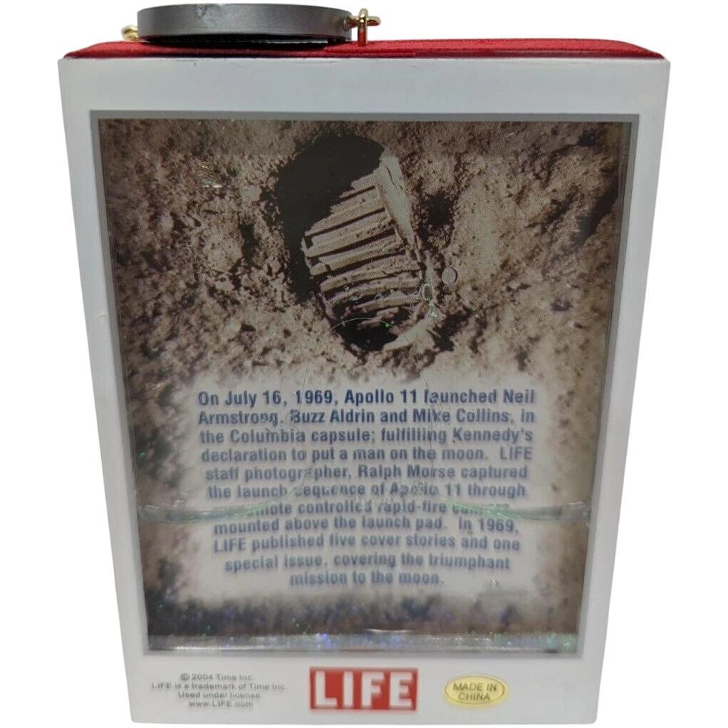 2004 LIFE on the Moon - Water Globe Carlton Cards Ornaments (Books) by Carlton Cards CXOR-103L