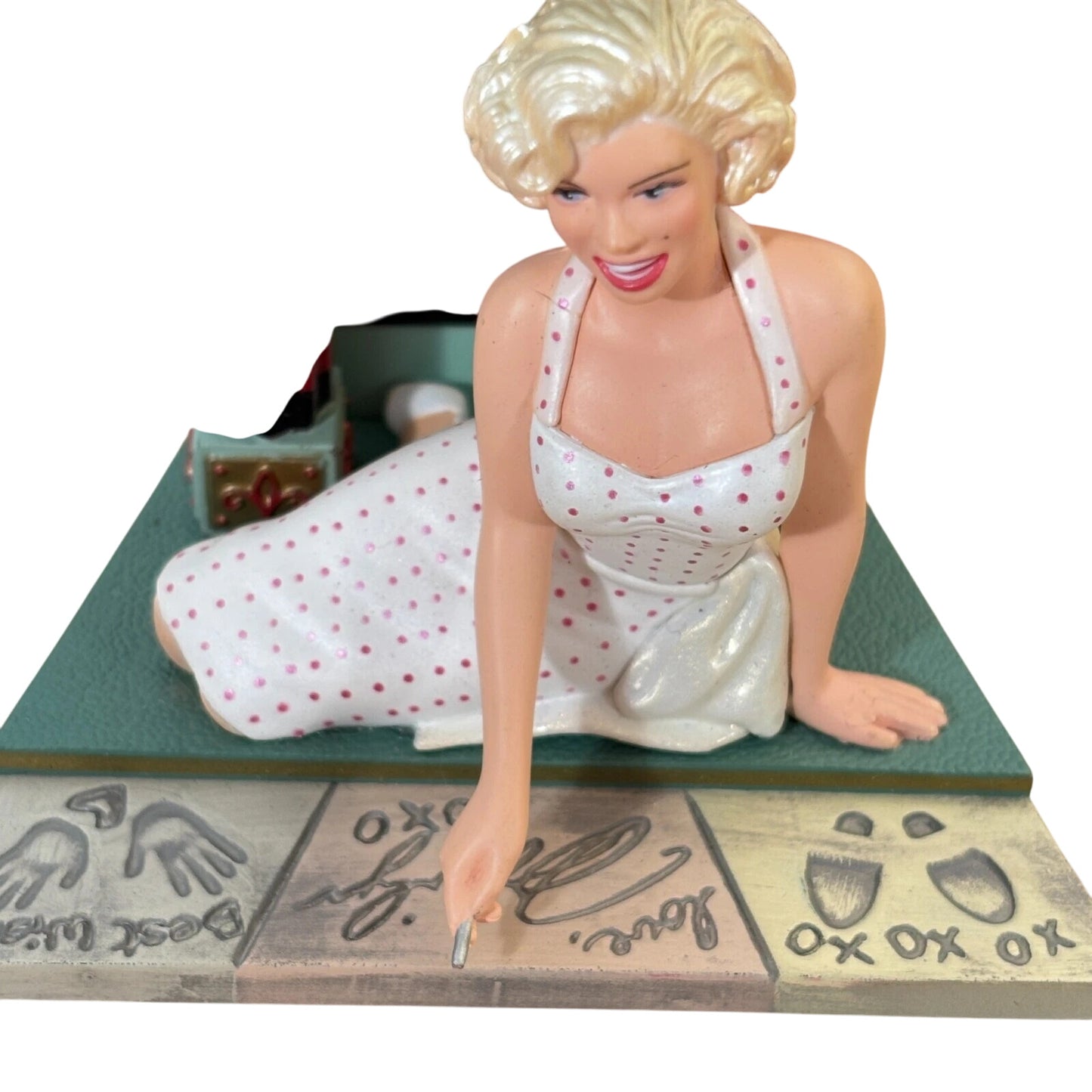 2004 Marilyn Christmas to All! Carlton Cards Ornaments (Marilyn Monroe) CXOR-113L