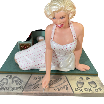 2004 Marilyn Christmas to All! Carlton Cards Ornaments (Marilyn Monroe) CXOR-113L