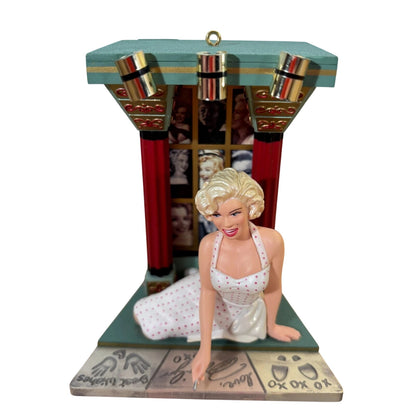 2004 Marilyn Christmas to All! Carlton Cards Ornaments (Marilyn Monroe) CXOR-113L