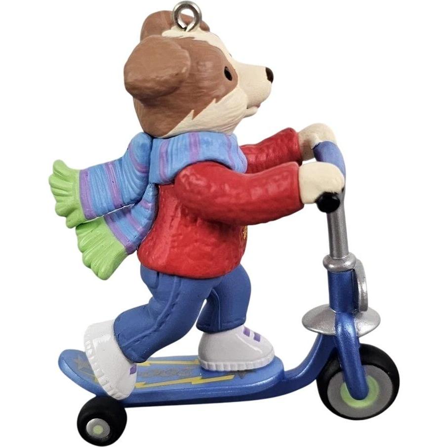 2007 My Fifth Christmas Hallmark Ornament (Child's Age Collection) QXG6339