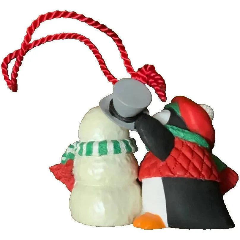 2004 The Finishing Touch Hallmark Ornament (Penguin Pal) QXC4008