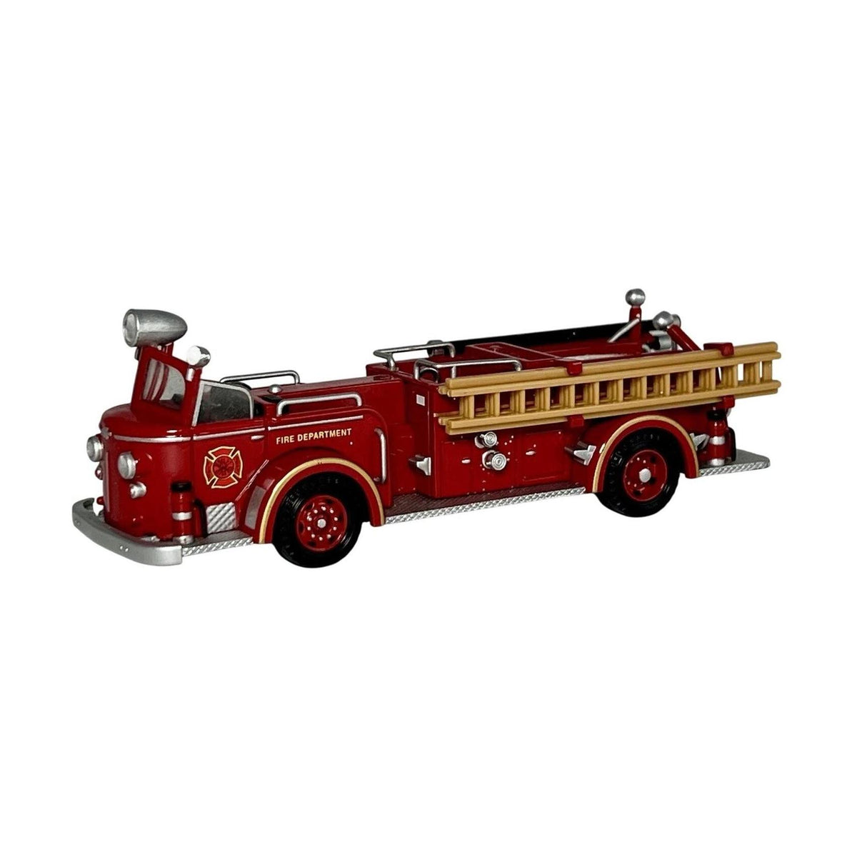 2004 American LaFrance 700 Series Pumper Hallmark Ornament (Fire Brigade) QXC8424 Image1