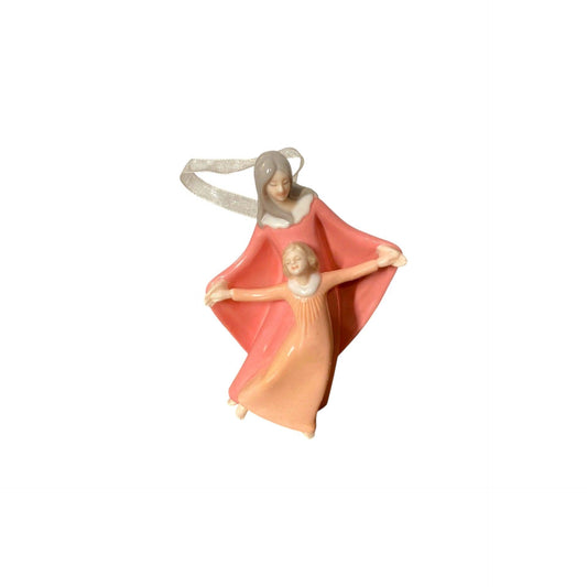 2004 An Angel's Touch Hallmark Ornament (Angel) QXG5634 Image1