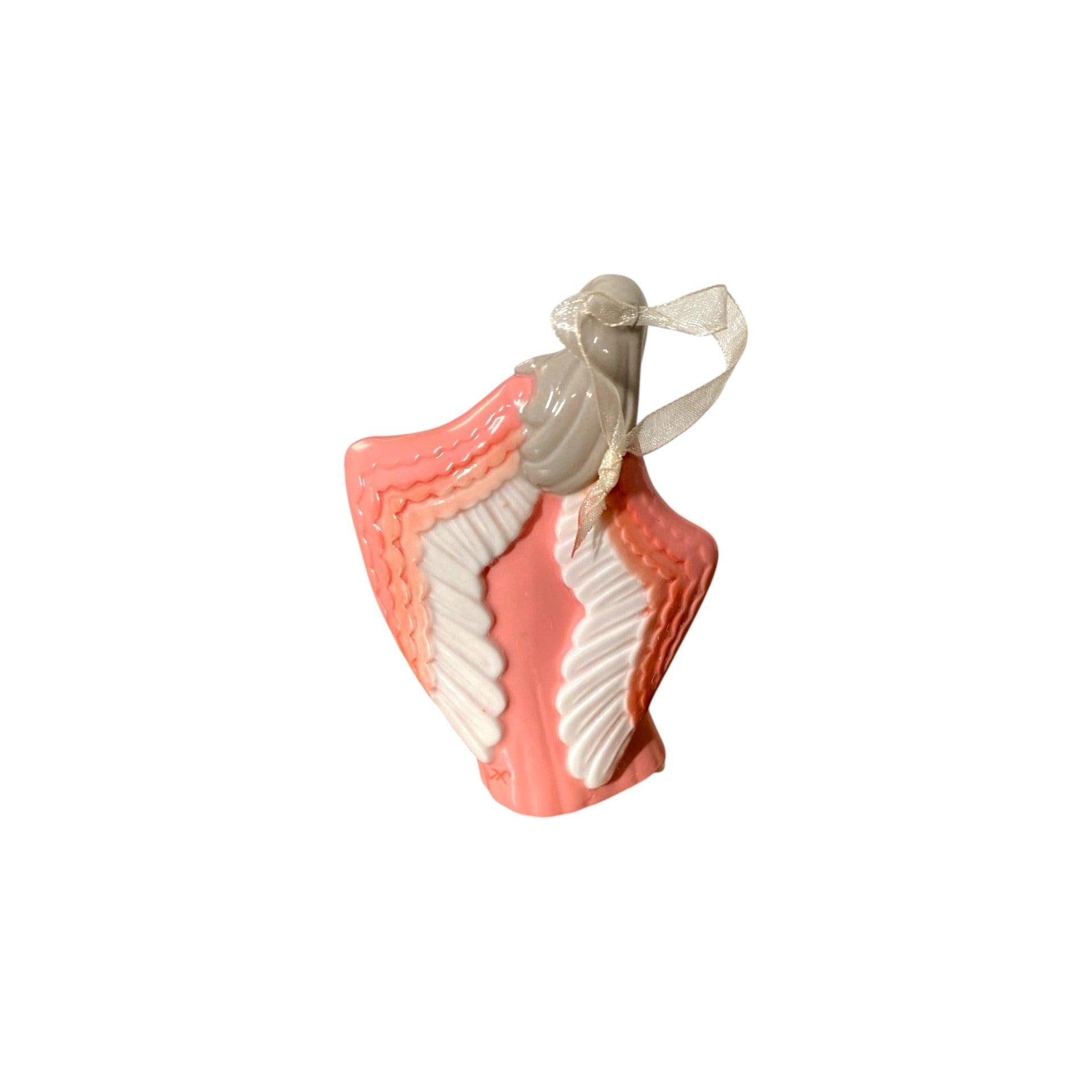2004 An Angel's Touch Hallmark Ornament (Angel) QXG5634 Image5