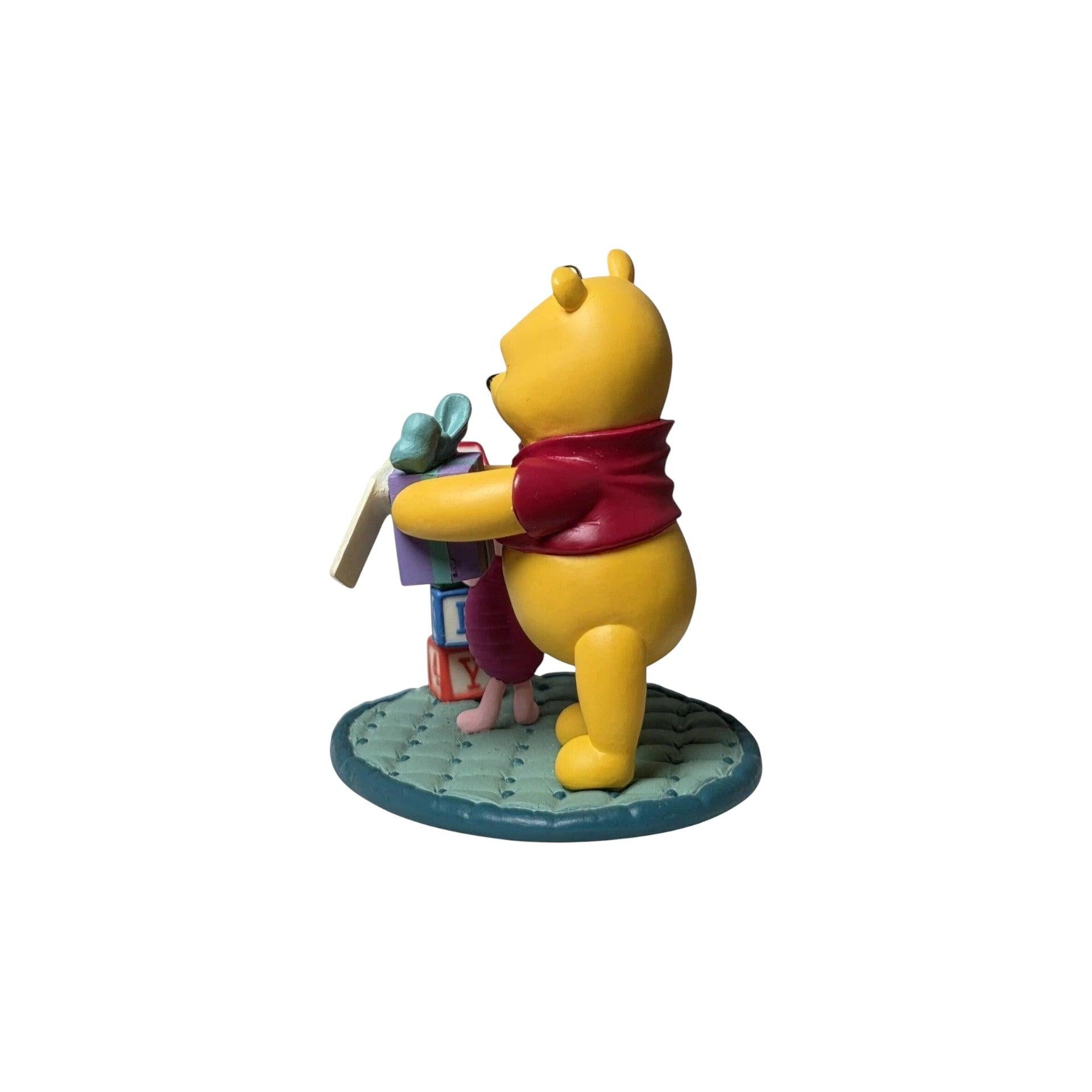 2004 Baby's First Christmas Hallmark Ornament (Winnie the Pooh) QXG5721 Image4