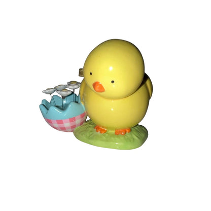 2004 Chicky's Bouncing Daisies Hallmark Ornament (Baby) QEO8384
