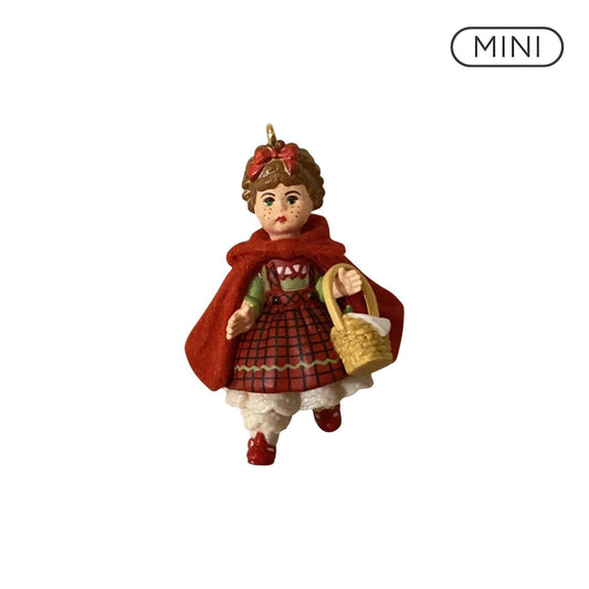 2004 Classic Red Riding Hood Hallmark Ornament (Madame Alexander) QXM5201 Image1