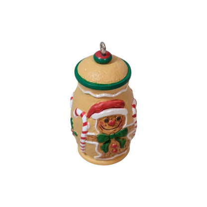 2004 Cookies, Anyone? Hallmark Ornament (Gingerbread) WD3037 Image4