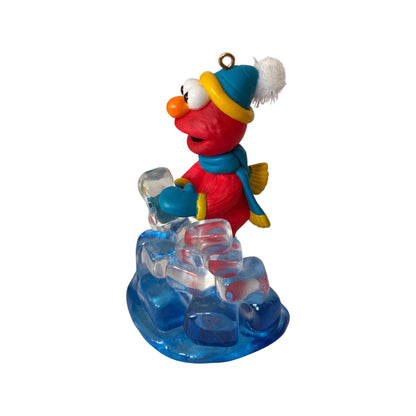 2004 Elmo Loves Snow (Sesame Street) Carlton Cards Heirloom Ornament CXOR-119L Image5