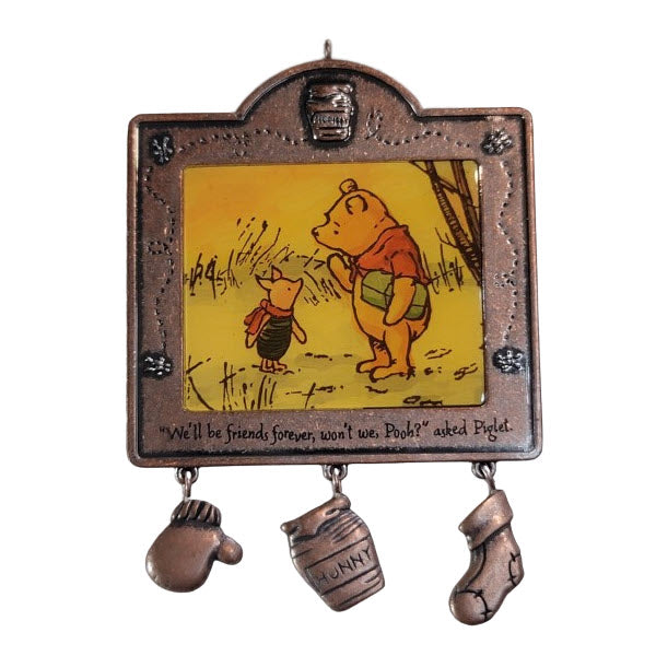 2004 Friends Forever Hallmark Ornament (Winnie the Pooh) QXG5024