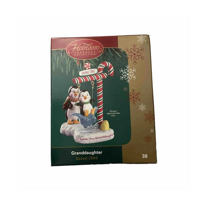 2004 GrandDaughter Carlton Cards Ornaments (Penguins) CXOR-038L Image2