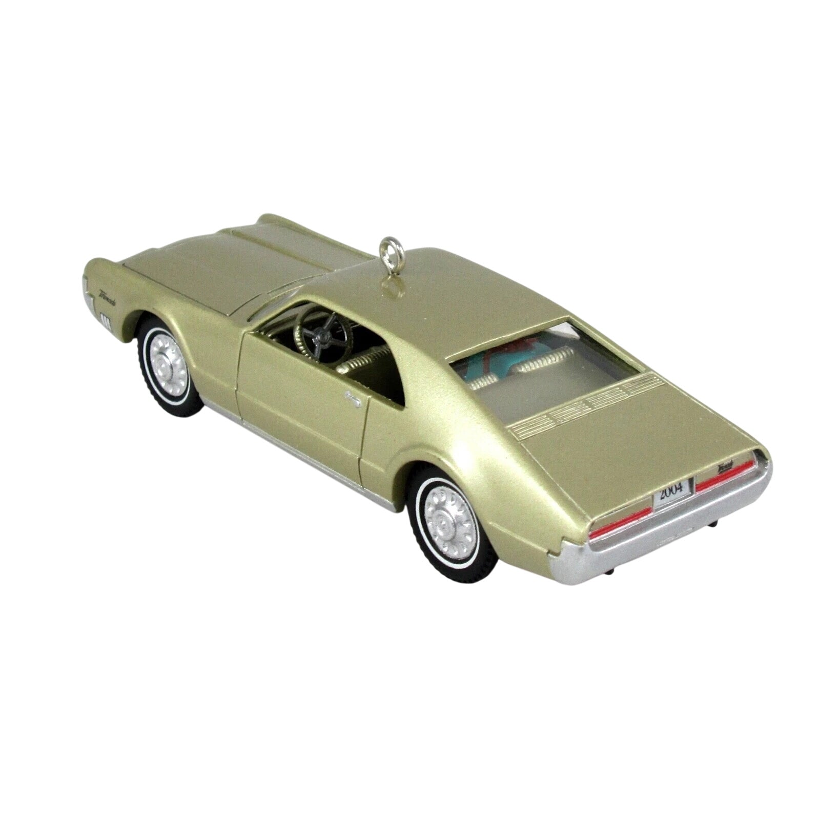 2004 Hallmark Ornament (1966) Oldsmobile Toronado Coupe Hallmark Ornament (Classic American Cars) QX8151 Image3