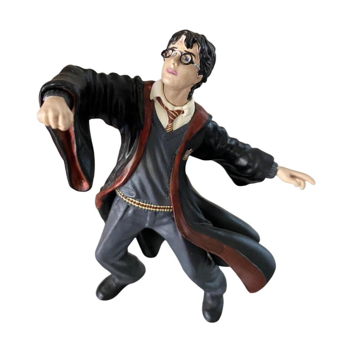 2004 Harry Potter and Hedwig Hallmark Ornament (Harry Potter) QXI4044 Image4