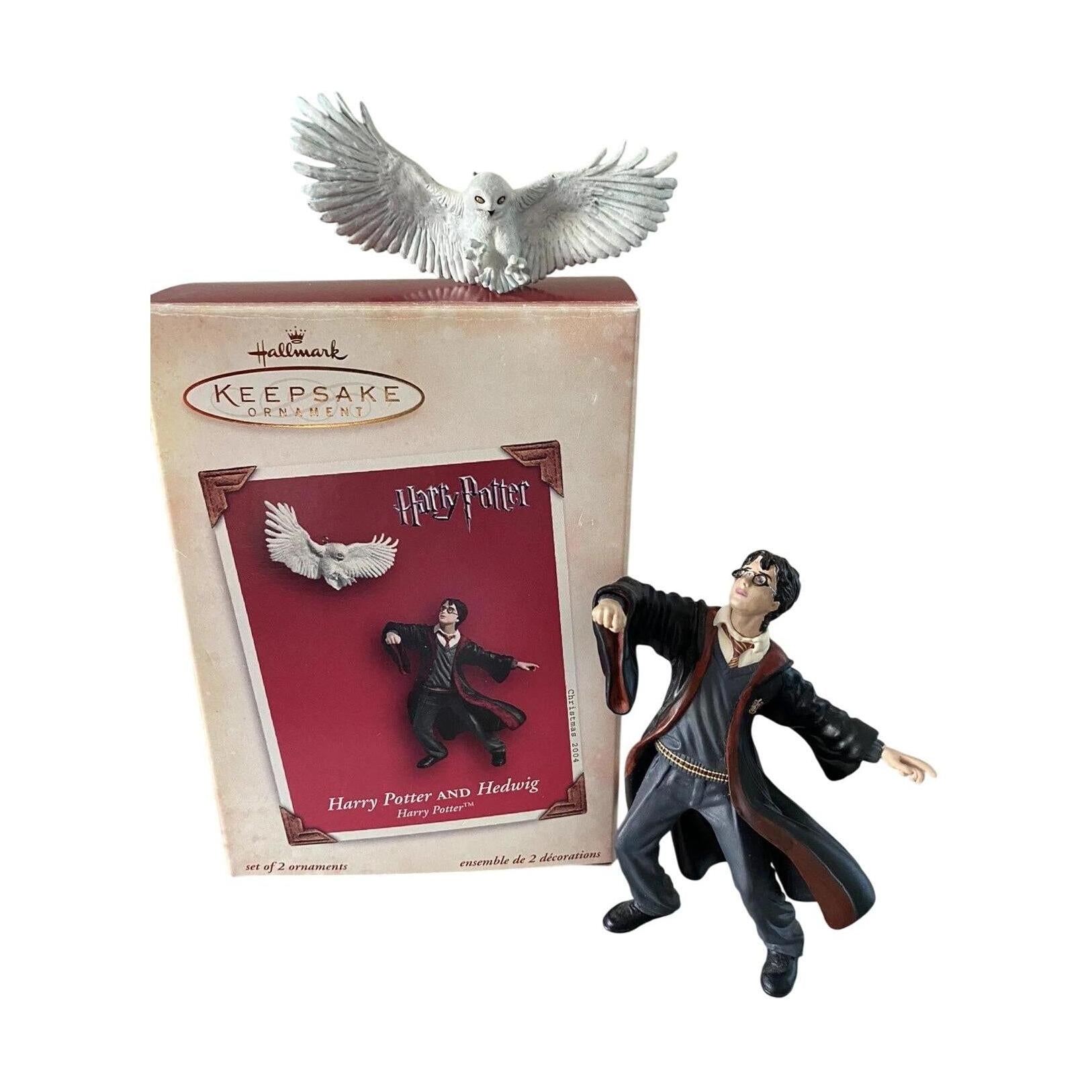 2004 Harry Potter and Hedwig Hallmark Ornament (Harry Potter) QXI4044 Image5
