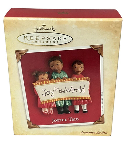 2004 Joyful Trio Hallmark Ornament (Joy to the World) QXG5481