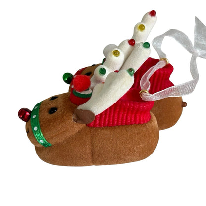 2004 Mr Christmas Slippers Hallmark Ornament (Reindeer) QLX7554 Image4