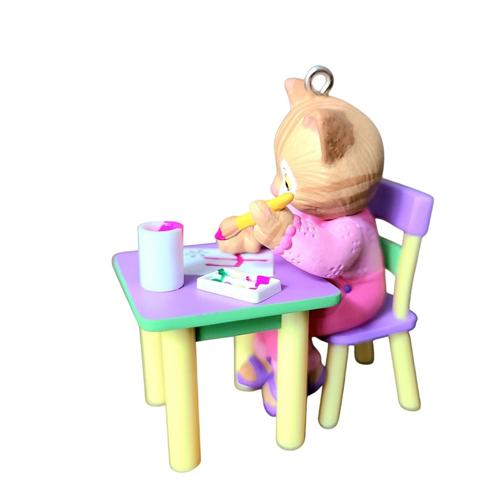 2004 My Fourth Christmas Hallmark Ornament (Child's Age Collection) QXG5694