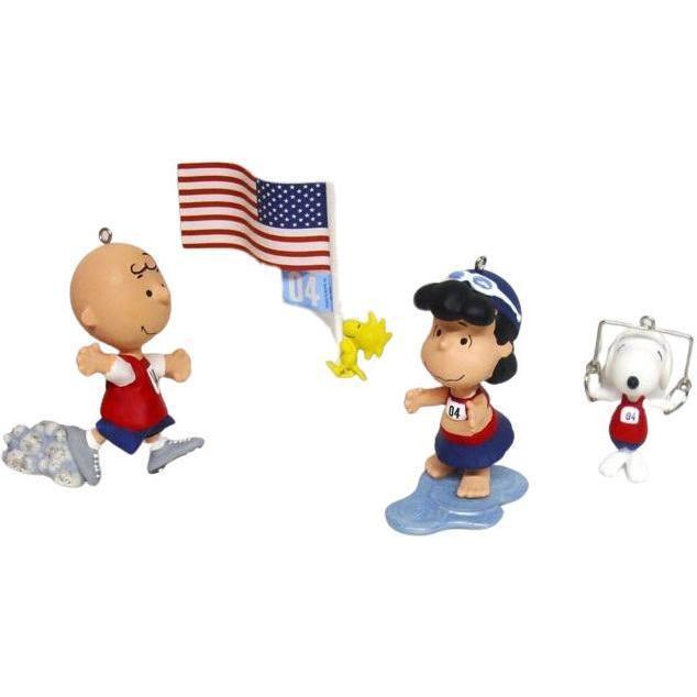 2004 Peanuts Games Hallmark Ornament (Snoopy) QXI8691