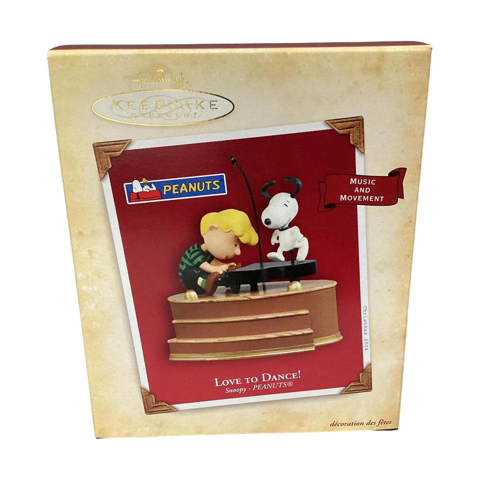 2004 Peanuts Love to Dance Snoopy Hallmark Ornament (Peanuts) QXI4114 Image2