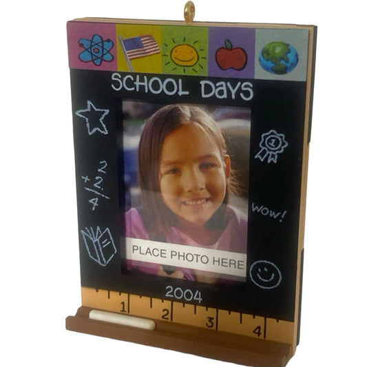 2004 School Hallmark Ornament (School) QXG5624 Image1