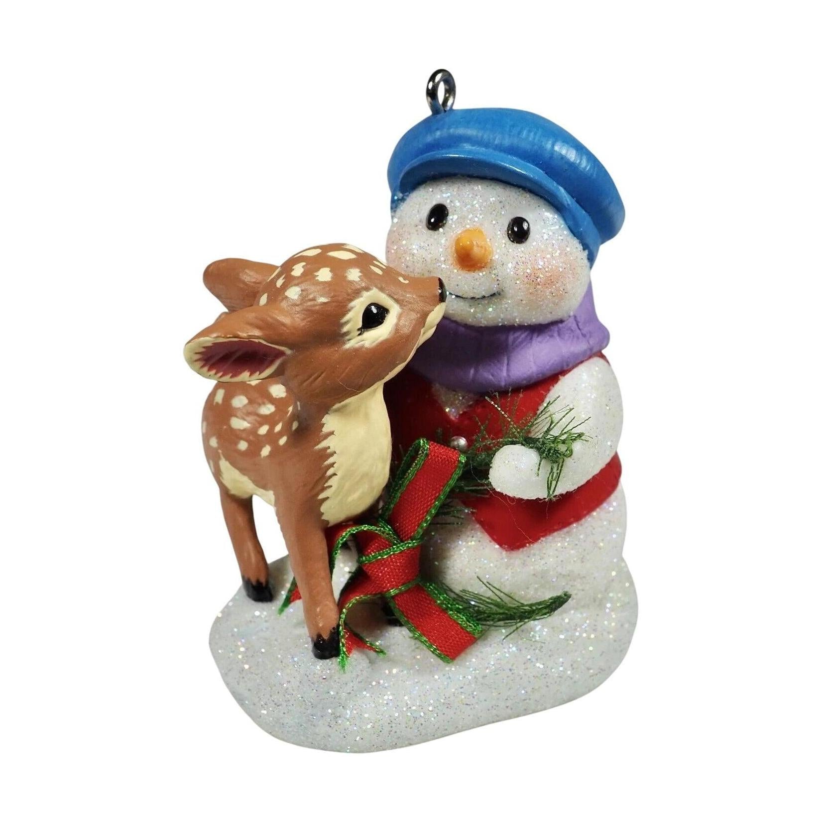 2004 Snow Buddies Hallmark Ornament (Snow Buddies) QX8131 Image1