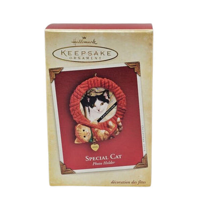 2004 Special Cat Hallmark Ornament (Photo Holder) QXG5591