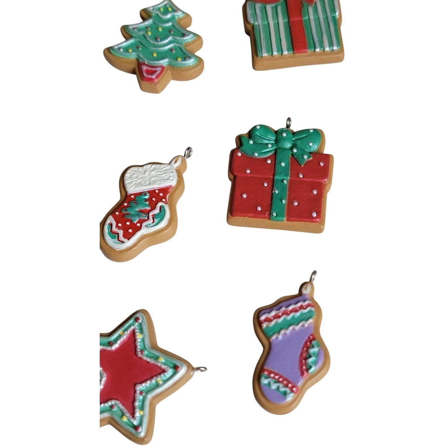 2004 Sweeter by the Dozen Hallmark Ornament (Candy) QXM5274