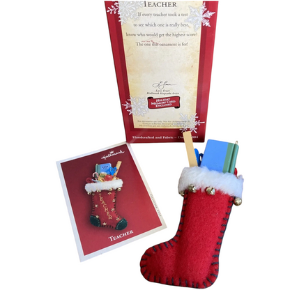 2004 Teacher Hallmark Ornament (Teacher) QXG5631
