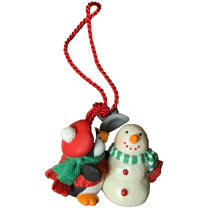 2004 The Finishing Touch Hallmark Ornament (Penguin Pal) QXC4008