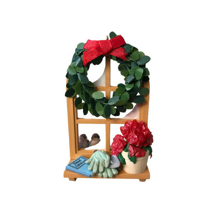 2004 Winter Garden Hallmark Ornament (Winter Garden) QXG5534